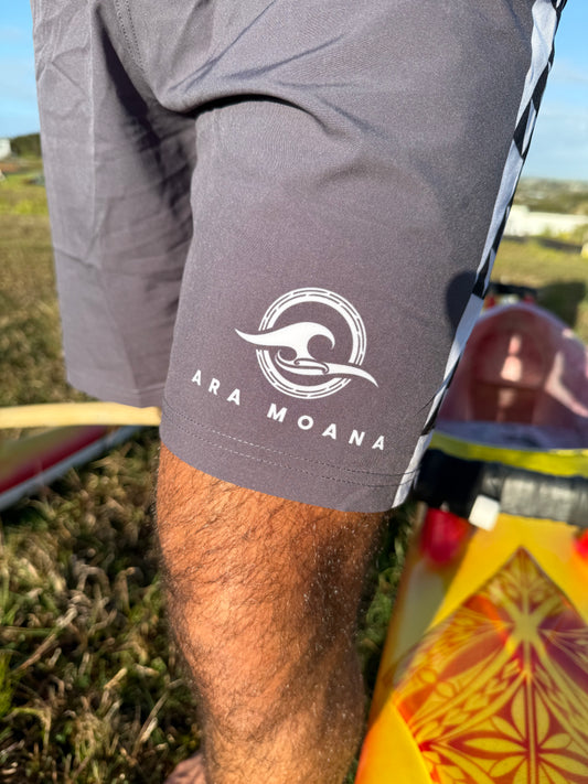 TARAU POTO NIHO TANIWHA - PATTERNED BOARD SHORTS