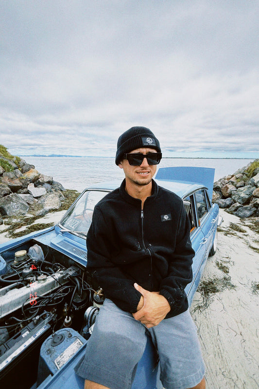 PŌKA KARA - ZIP FLEECE