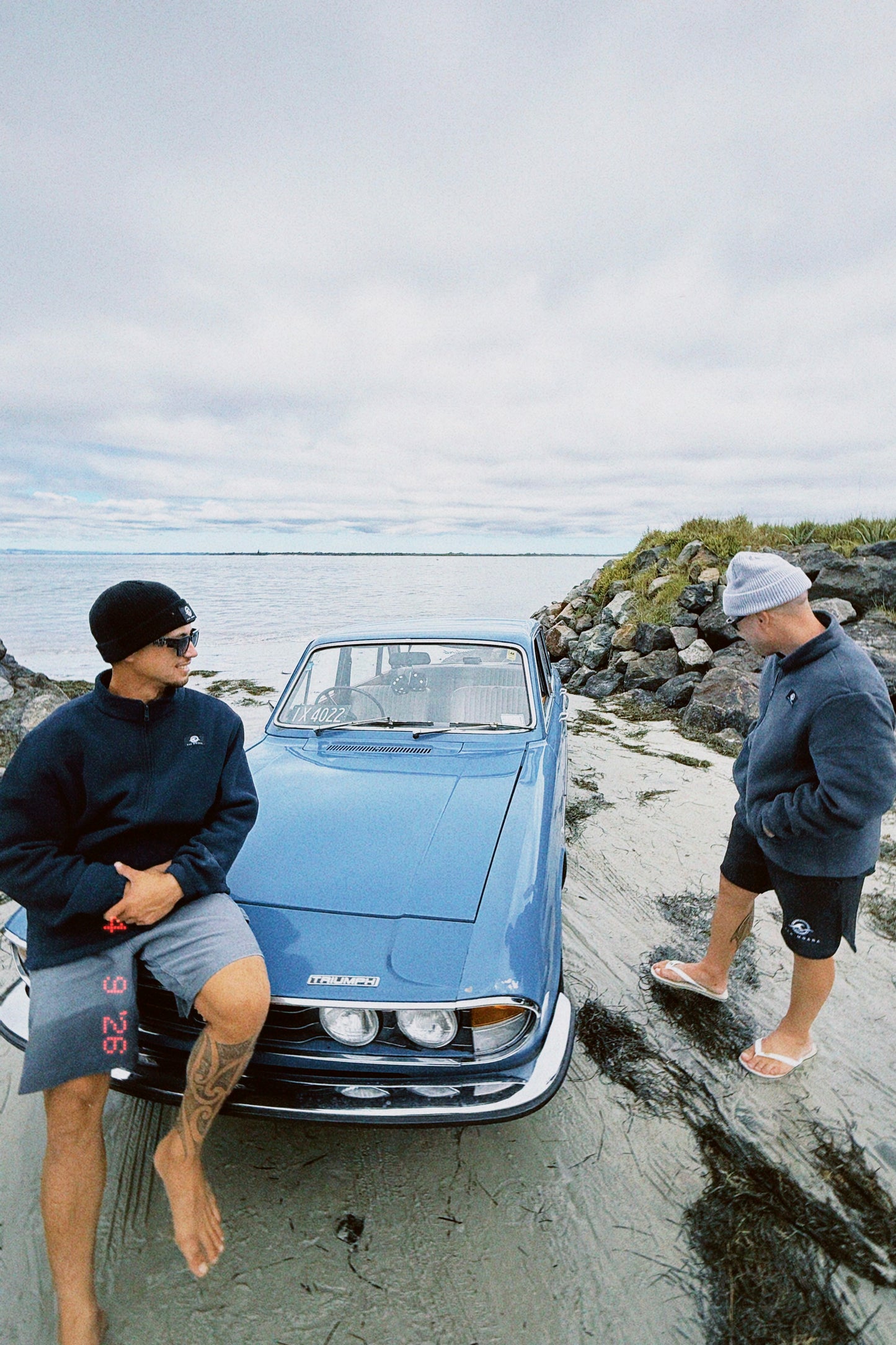 PŌKA KARA - ZIP FLEECE